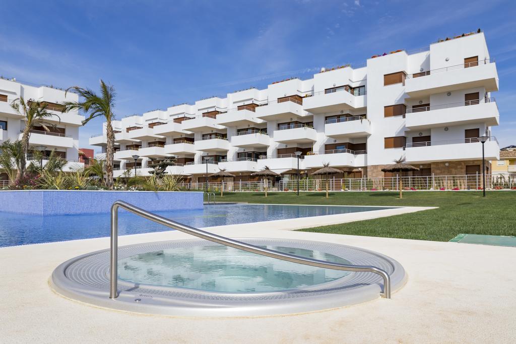 Terrazas De Campoamor By Mar Holidays أوريويلا المظهر الخارجي الصورة